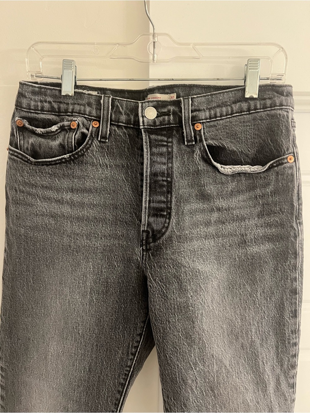 Levi's Straight Jeans in Washed Black